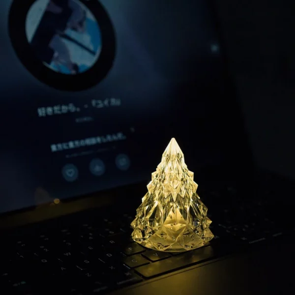 MINI CHRISTMAS TREE LIGHT – LED Ziemassvētku eglīte slider