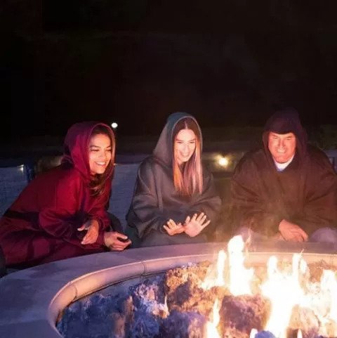 BLANKY – Polsterēts džemperis un sega vienā slider